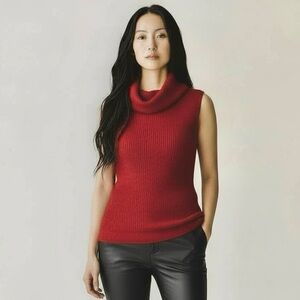 PINA ROSSI Metallic Red Sleeveless Sweater - Cowl Neck - Women’s Medium